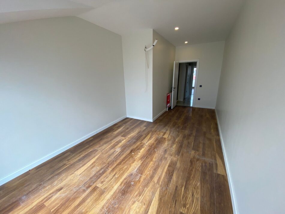 WhatsApp Image 2025-06-26 at 18.28.17 (3)